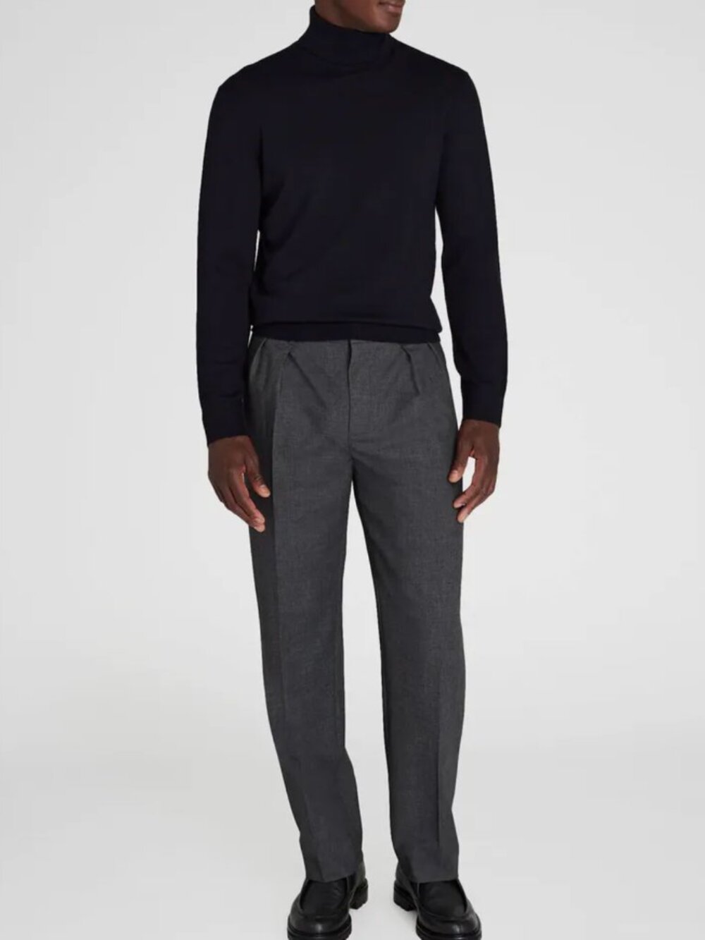 Club Monaco Men's Merino Wool Turtleneck, M, TAUPE